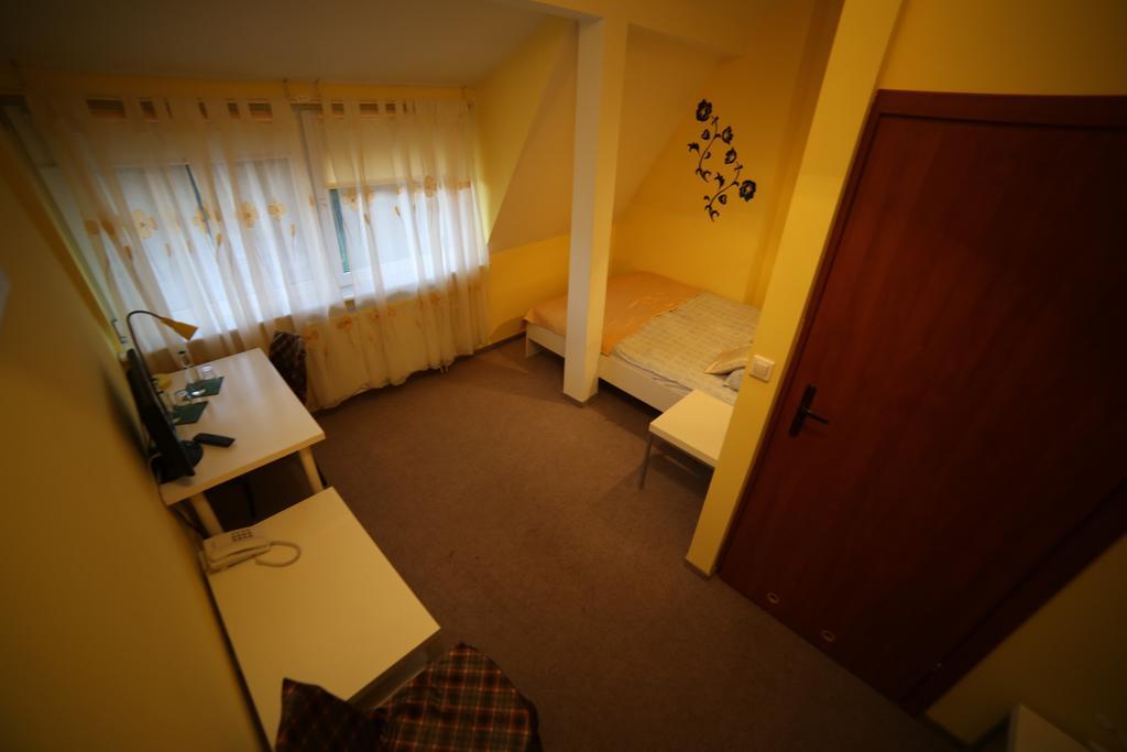 Motel Silver Константынув-Лодзинский Номер фото